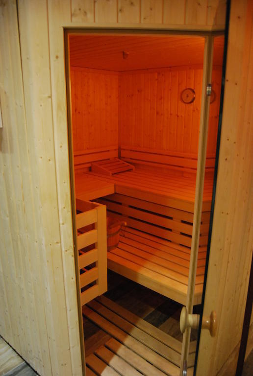 2 Kitarrat Boutique Hotel & Spa ドゥラス エクステリア 写真