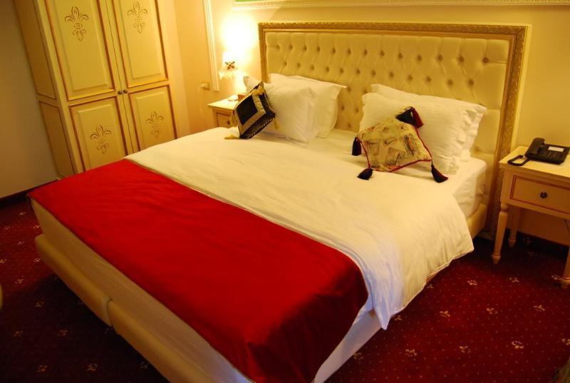 2 Kitarrat Boutique Hotel & Spa ドゥラス エクステリア 写真