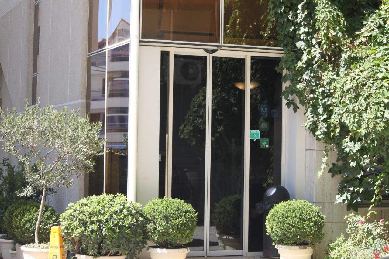 2 Kitarrat Boutique Hotel & Spa ドゥラス エクステリア 写真