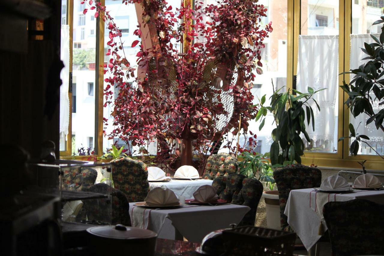 2 Kitarrat Boutique Hotel & Spa ドゥラス エクステリア 写真